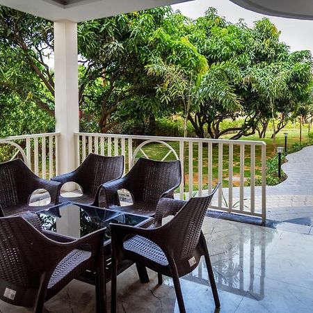 La Savanna By Dl Hotels & Resorts Rāmnagar Extérieur photo