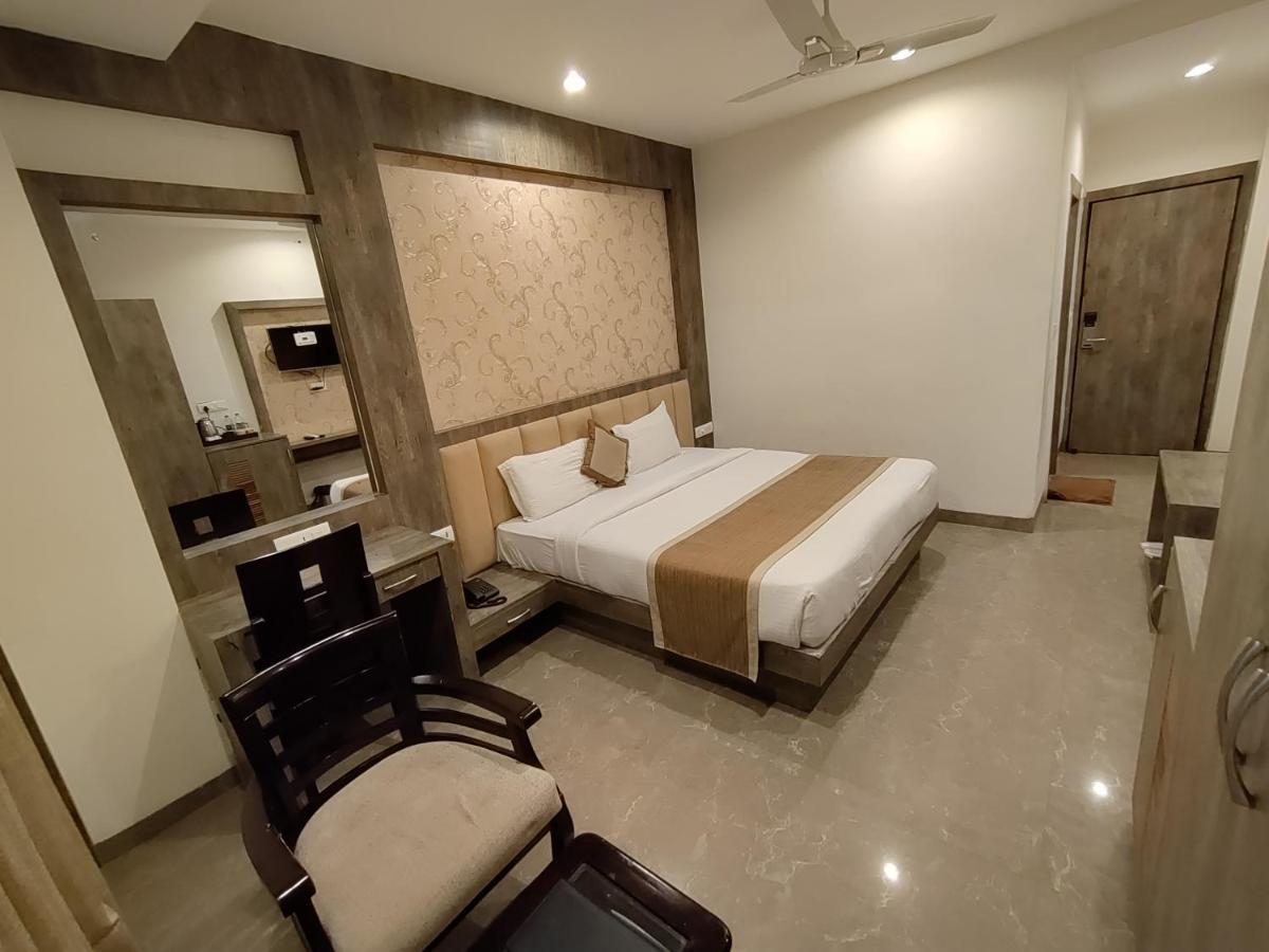 La Savanna By Dl Hotels & Resorts Rāmnagar Extérieur photo