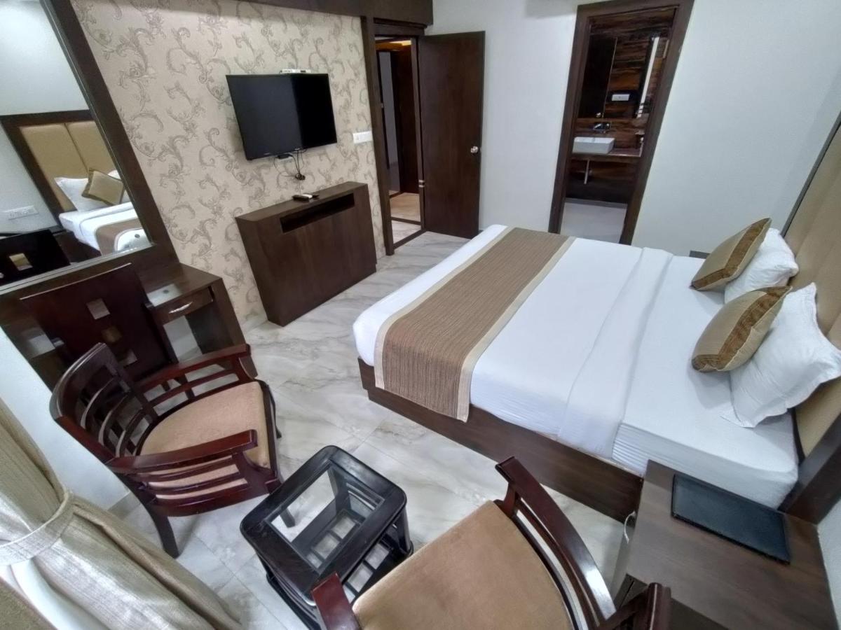 La Savanna By Dl Hotels & Resorts Rāmnagar Extérieur photo